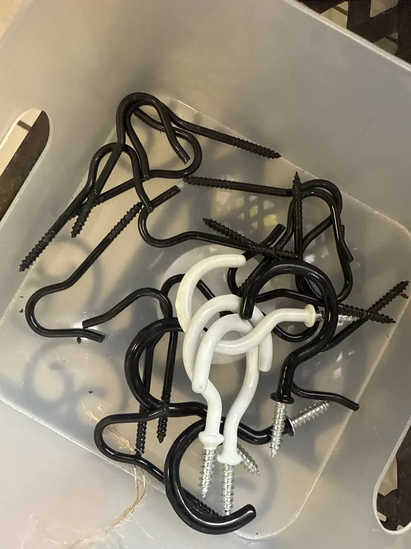 Heavy-Duty Ceiling Hooks For Hanging Planters And Decor 1
